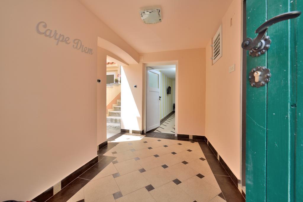 Apartments Carpe Diem Novigrad  Eksteriør billede