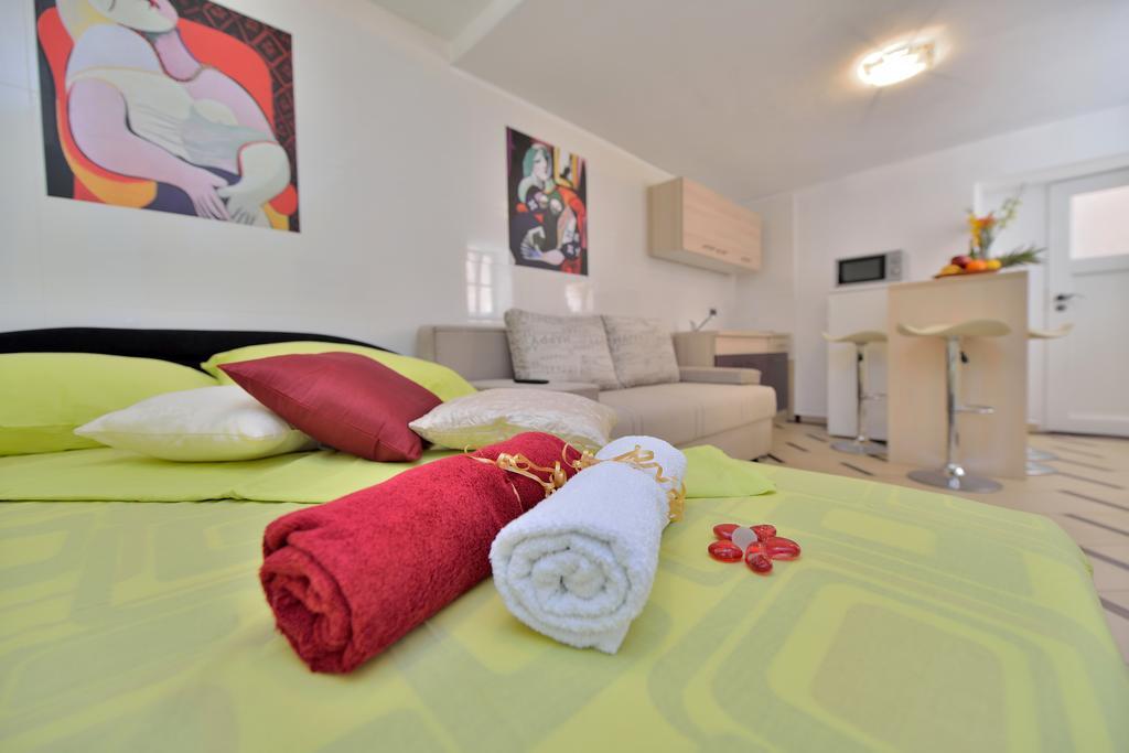 Apartments Carpe Diem Novigrad  Værelse billede