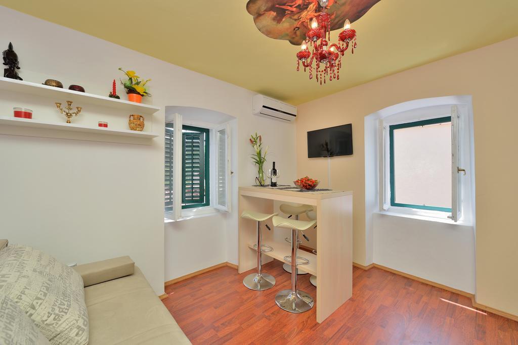 Apartments Carpe Diem Novigrad  Værelse billede