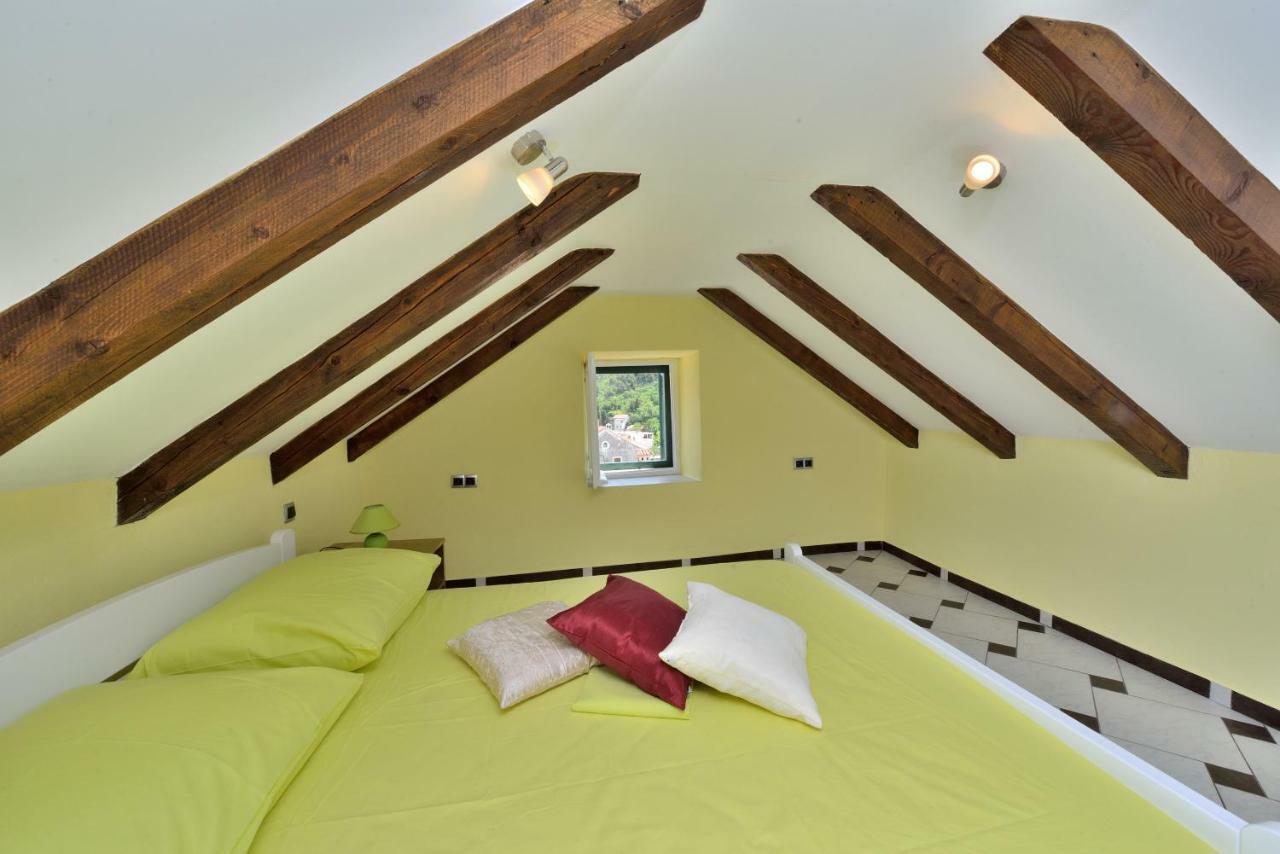 Apartments Carpe Diem Novigrad  Eksteriør billede