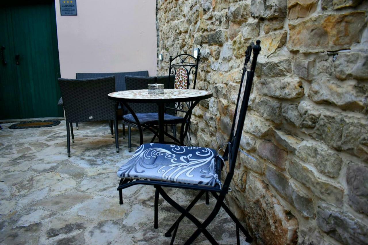 Apartments Carpe Diem Novigrad  Eksteriør billede